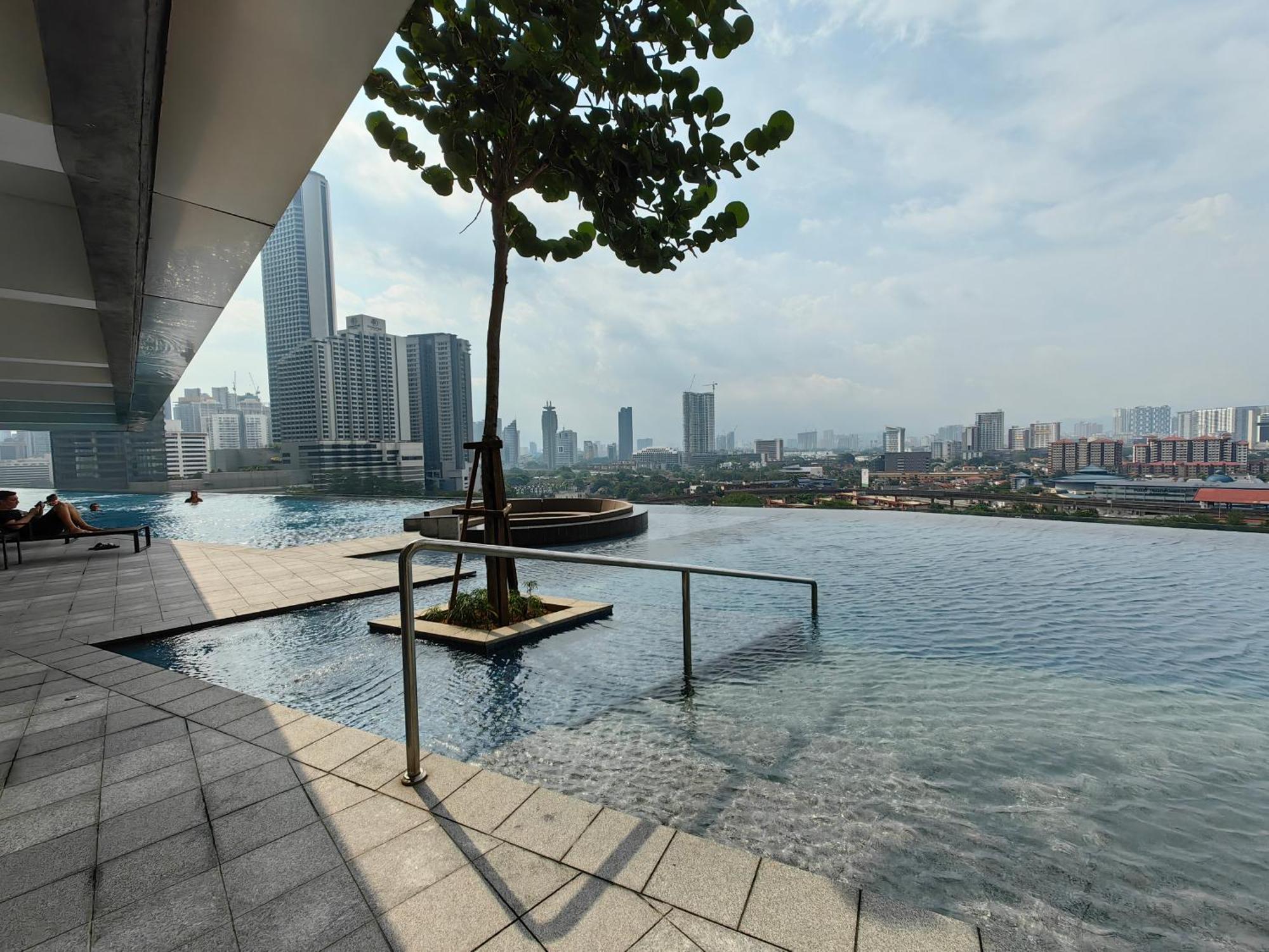 Pavillion Embassy Service Apartment By Autumn Suites Premium Stay Kuala Lumpur Buitenkant foto