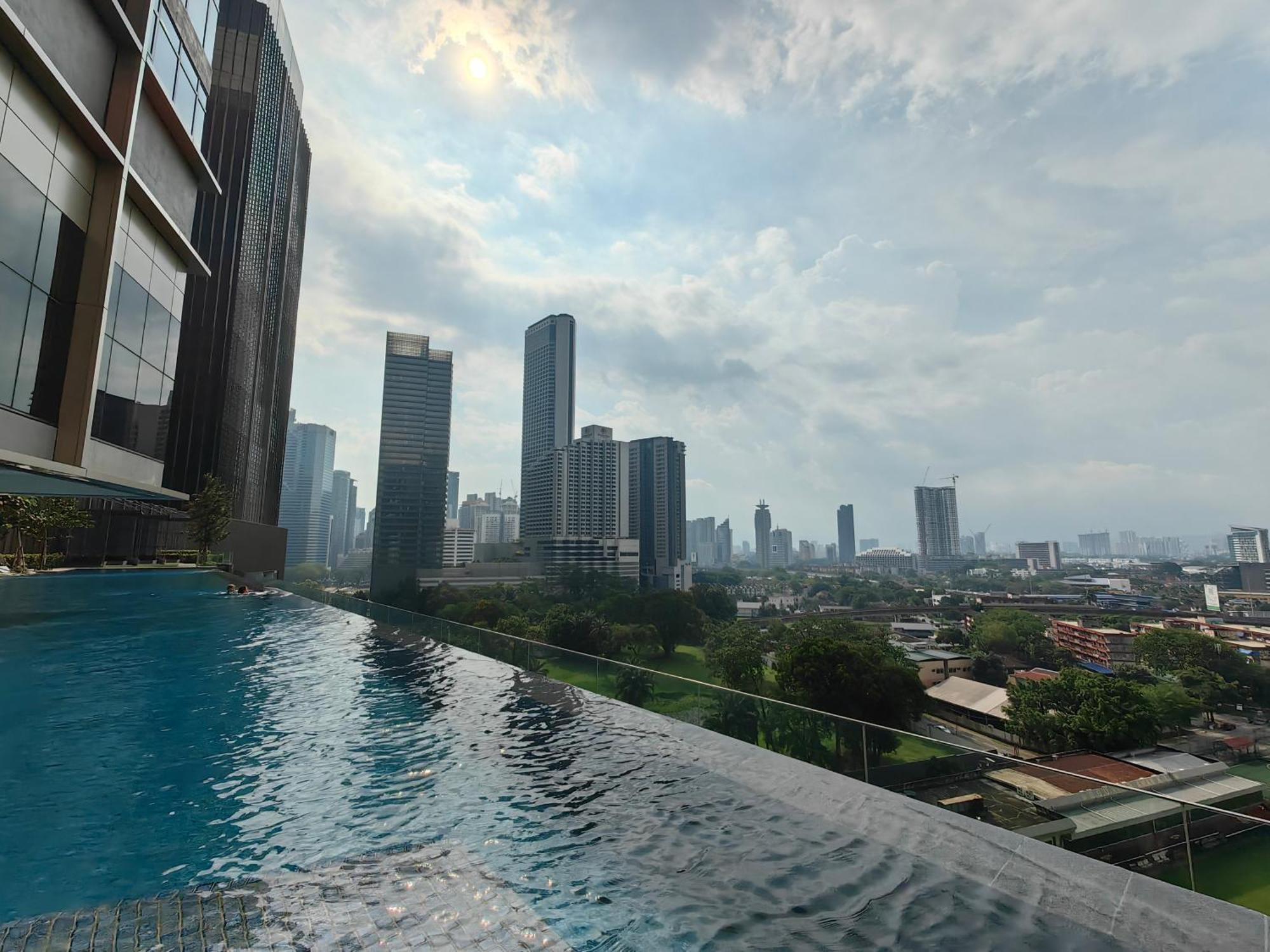 Pavillion Embassy Service Apartment By Autumn Suites Premium Stay Kuala Lumpur Buitenkant foto