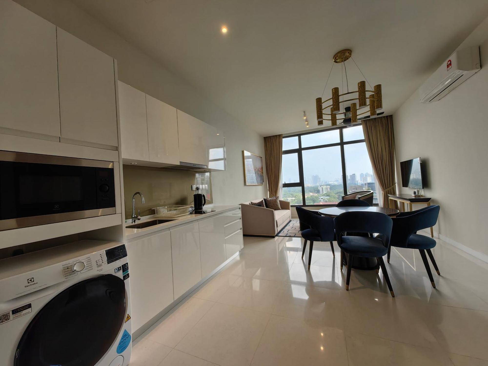 Pavillion Embassy Service Apartment By Autumn Suites Premium Stay Kuala Lumpur Buitenkant foto